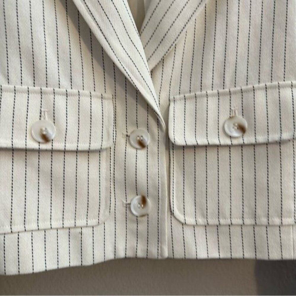 JASON WU Pin Stripped Cropped Jacket with Pockets in Cream SZ Small Blazer - Picture 6 of 12